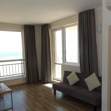 E003 в бийч - усещането да живееш на плажа !!! 오브조르