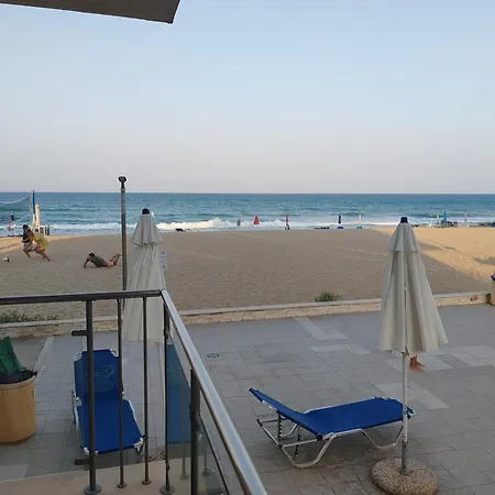 E003 в бийч - усещането да живееш на плажа !!!