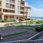 E003 в бийч - усещането да живееш на плажа !!!