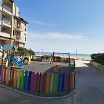 Apartment E003 в бийч - усещането да живееш на плажа !!! Obsor