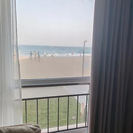 E003 в бийч - усещането да живееш на плажа !!! Daire Obzor